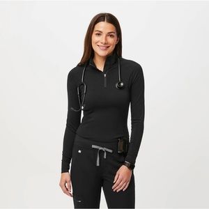 Figs Seamless women’s black Salta 1/4 zip pullover size L